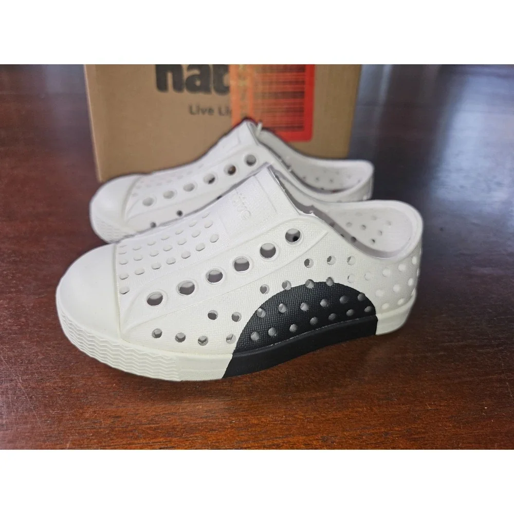 NATIVE JEFFERSON‎ CIRCLE UNISEX SLIP ON LIGHTWEIGHT EVA WATERPROOF SHOES SIZE C5